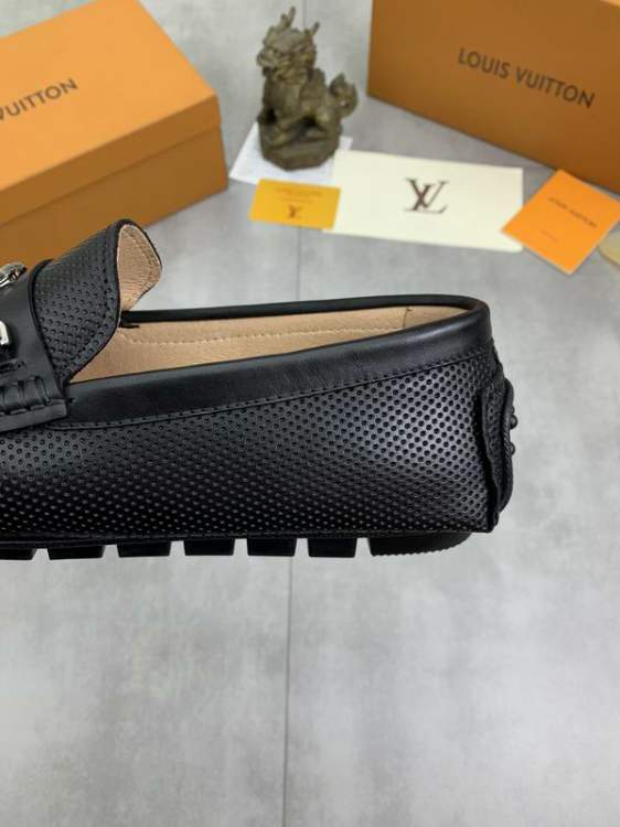 Picture of Louis Vuitton Shoes _SKULVsz38-45mnf020511918